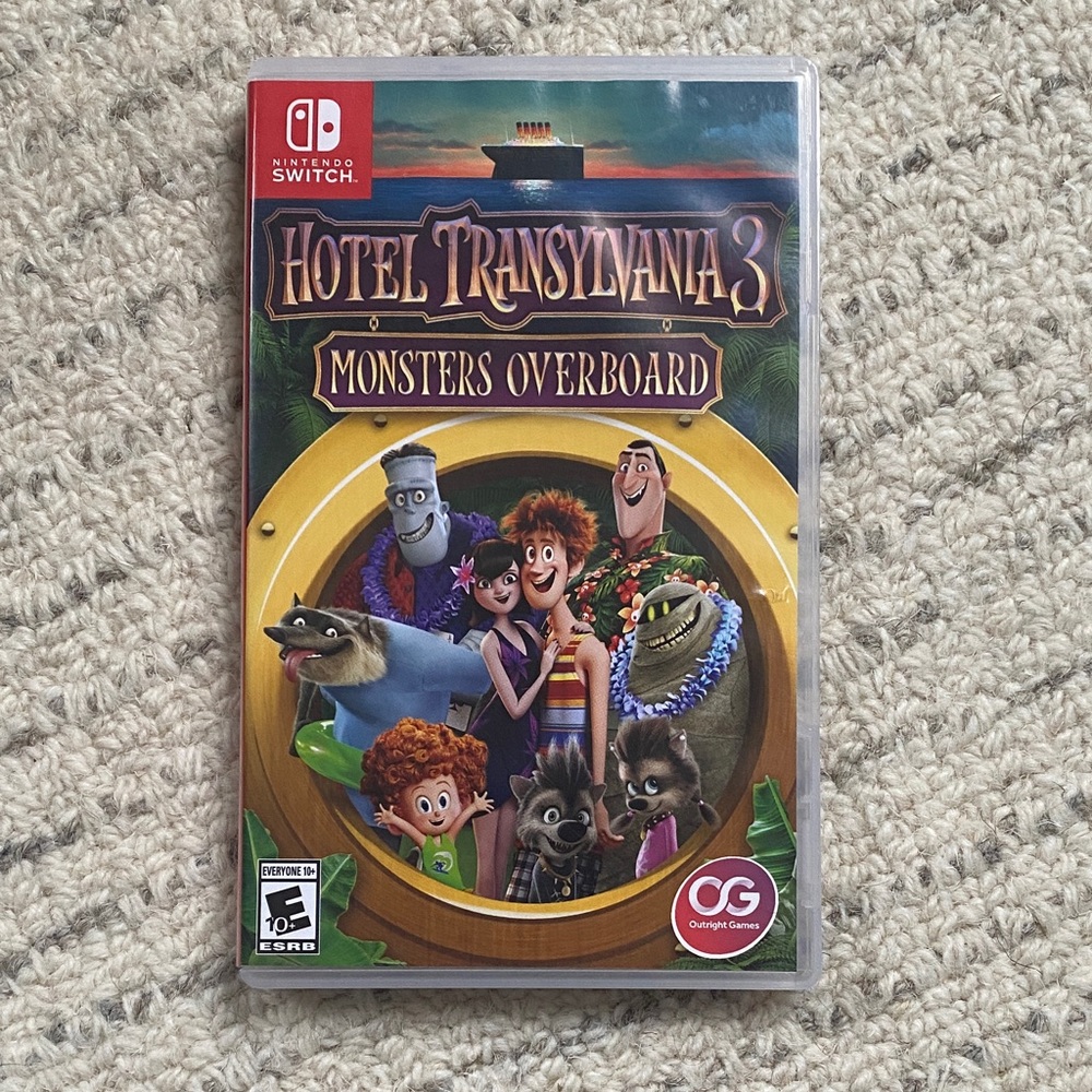 Nintendo Switch Hotel Transylvania 3: Monsters Overboard - Red and Yellow
